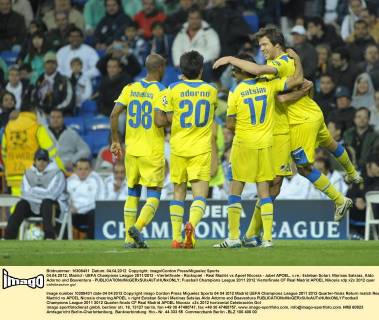 04.04.2012, Madrid - UEFA Champions League 2011 2012 - Viertelfinale - Rückspiel - Real Madrid vs Apoel Nicosia - Jubel APOEL, v.re.: Esteban Solari, Marinas Satsias, Aldo Adorno und Boaventura - 