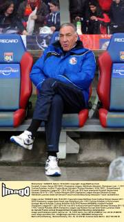 Fussball, Frauen, Saison 2011 2012, Champions League, Halbfinale (Hinspiel), Olympique Lyon - 1. FFC Turbine Potsdam, im Bild: Trainer Bernd Schröder (Turbine Potsdam), 15.04. 2012,