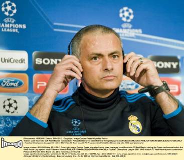 Trainer Jose Mourinho (CF Real Madrid) während der Pressekonfernz vor dem Halbfinal Hinspiel gegen den FC Bayern München 