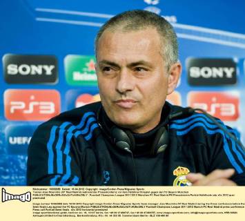 Trainer Jose Mourinho (CF Real Madrid) während der Pressekonfernz vor dem Halbfinal Hinspiel gegen den FC Bayern München 