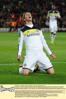 Football - Champions League Semi-Final Second Leg - Barcelona vs. Chelsea Chelsea s Fernando Torres celebrates scoring their winning goal at the Camp Nou, Barcelona 