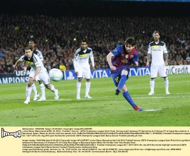 Lionel Messi (Barcelona) APRIL 24, 2012 - Football Soccer : UEFA Champions League Semi Final, 2nd leg match between FC Barcelona 2-2 Chelsea FC at Camp Nou stadium in Barcelona, Spain. Messi hit the bar with this penalty kick.  ( 20165335)