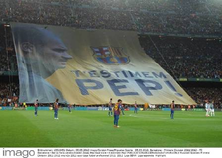 05.05.2012, Barcelona - Primera Division 2011 2012 - FC Barcelona - Barca Fans verabschieden Josep Pep Guardiola - t estimem Pep! 