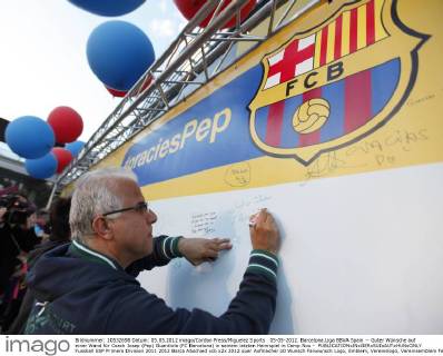 05-05-2012. Barcelona.Liga BBVA Spain -- Guter Wünsche auf einer Wand für Coach Josep (Pep) Guardiola (FC Barcelona) in seinem letzten Heimspiel in Camp Nou - 