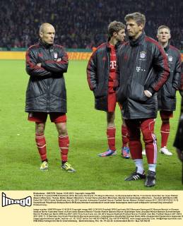 12.05.2012, Fussball DFB-Pokalfinale 2012, Borussia Dortmund - FC Bayern München, im Olympiastadion Berlin. Frustrierter Gesichter bei Arjen Robben (Bayern München), Thomas Müller (Bayern München), Torwart Hans-Jörg Butt (München), Bastian Schweinsteiger (München).