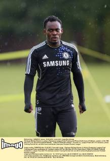 Chelseas Michael Essien in action..Champions League Final Training and Press Confernece at Cobham, London on the 15th May 2012. Pic David Klein SPORTIMAGE... EDITORIAL USE ONLY. No use with unauthorised audio, video, data, fixture lists, club league logos or live services. Online in-match use limited to 120 images, no video emulation. No use in betting, games or single club league player publications.
