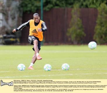 Chelseas Didier Drogba in action..Champions League Final Training and Press Confernece at Cobham, London on the 15th May 2012. Pic David Klein SPORTIMAGE... EDITORIAL USE ONLY. No use with unauthorised audio, video, data, fixture lists, club league logos or live services. Online in-match use limited to 120 images, no video emulation. No use in betting, games or single club league player publications.