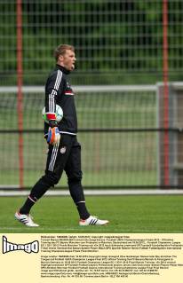 Torwart Manuel NEUER (BAY) streckt die Zunge heraus. Fussball UEFA Championsleague Finale 2012 - Offizielles Training des FC Bayern München zum Finalspiel in München, Deutschland am 18.05.2012,