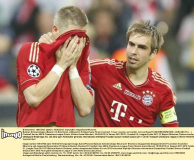 Bastian Schweinsteiger (Bayern 31) Emotionen, enttäuscht, Enttäuschung, Frust, frustriert, Trauer ,traurig, verzweifelt, Verzweiflung FC BAYERN MÜNCHEN - CHELSEA FC ( - ) Fussball Herren UEFA Champions League Finale, Allianz Arena München, 19.05.2012 CL Saison 2011 2012