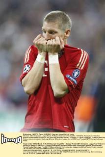 München, UEFA Champions League Finale, FC Bayern München vs Chelsea FC , 19.05.2012, FussballArena München Bastian Schweinsteiger enttäuscht nach dem verschossenen Elfmeter