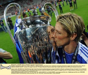 Football - Champions League Final - Bayern Munich vs. Chelsea Chelsea s Fernando Torres celebrates winning the Champions League final at the Allianz Arena, Munich 