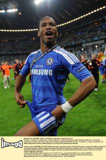 Football - Champions League Final - Bayern Munich vs. Chelsea Chelsea s Didier Drogba celebrates winning the Champions League final at the Allianz Arena, Munich 