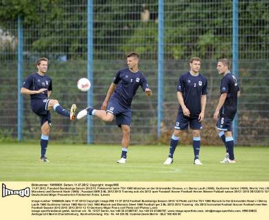 11.07.2012, Fussball Bundesliga Saison 2012 13, Fototermin beim TSV 1860 München an der Grünwalder Strasse, v.l. Benny Lauth (1860), Guillermo Vallori (1860), Moritz Volz (1860 München) und Dominik Stahl (1860)