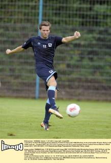 11.07.2012, Fussball Bundesliga Saison 2012 13, Fototermin beim TSV 1860 München an der Grünwalder Strasse, Benny Lauth (1860) zieht ab.