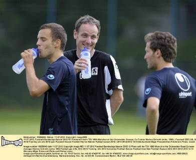 11.07.2012, Fussball Bundesliga Saison 2012 13, Fototermin beim TSV 1860 München an der Grünwalder Strasse, Co-Trainer Markus Schroth (mitte, 1860)