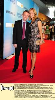 Christine Theiss mit ihrem Ehemann Hans bei der Verleihung Bayerischer Sportpreis 2012 am 15.07.2012 in München Bayerischer Sportpreis 2012, Muenchen 