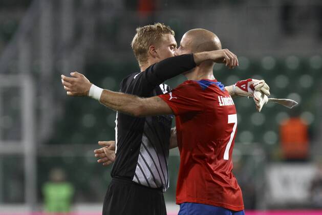 01.08.2012 WROCLAW, STADION MIEJSKI, CITY STADIUM (FOOTBALL, UEFA CHAMPIONS LEAGUE THIRD QUALIFYING ROUND: WKS SLASK WROCLAW - HELSINGBORGS IF; PAR HANSSON ( L) MATTIAS LINDSTROM ( R) -  20120801CSKP4039