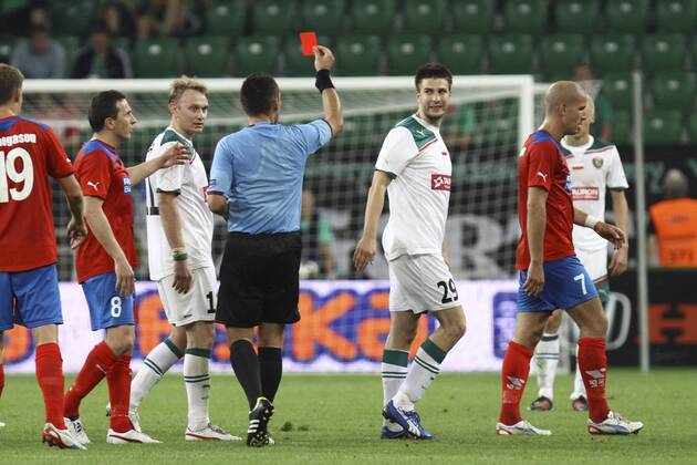 01.08.2012 WROCLAW, STADION MIEJSKI, CITY STADIUM (FOOTBALL, UEFA CHAMPIONS LEAGUE THIRD QUALIFYING ROUND: WKS SLASK WROCLAW - HELSINGBORGS IF; ( ARITER REFEREE) IVAN BEBEK ( RED CARD ) ROK ELSNER ( 2R) -  20120801CSKP4037