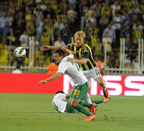 Champions League 3rd qualifying match between Fenerbahce SK Istanbul and FC Vaslui at the Sukru Saracoglu Stadium in Istanbul, on 2012 08 01 Fenerbahce - Vaslui FC 1-1: Dirk Kuyt of Fenerbahce and Adrian Salageanu (L) of Vaslui. 