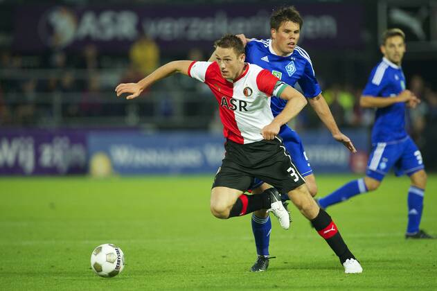 (L-R) Stefan de Vrij of Feyenoord,Ognjen Vukojevic of Dynamo Kiev Feyenoord Rotterdam vs Dynamo Kiev. UEFA Champions League Third Round Qualifier 2012 2013 xVIxWillemxJanxDijkdrentxIVx 1079427