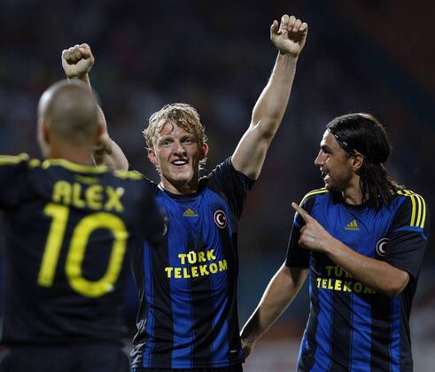 Champions League 3rd qualifying match between SC Vaslui and Fenerbahce Istanbul at the Municipal Ceahlaul Stadium in Piatra Neamt, Romania on 2012 08 08 Pictured: Dirk Kuyt and Mehmet Topuz of Fenerbahce. 