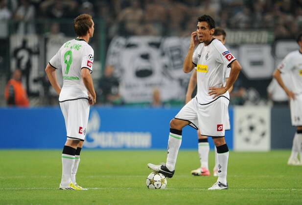 21-08-2012, Fussball, Saison 2012-2013, UEFA Champions League Qualifikation, Play-off, Borussia Mönchengladbach - Dynamo Kiew, Igor de Camargo (Borussia Mönchengladbach), re., und Luuk de Jong nach dem zweiten gegentreffer am Anstoßkreis