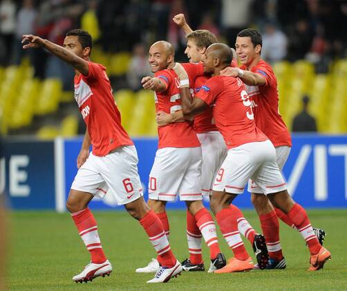 MOSCOW, Spartak players celebrate a scored goal during a UEFA Champions League group stage match Spartak (Moscow) vs. Fenerbahce S.K.  premiumd RE1065CB