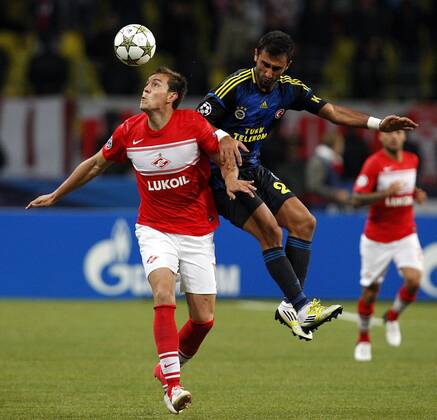 Champions League qualifying match between Spartak Moscow and Fenerbahce Istanbul at Luzhniki Stadium in Moscow, Russia on 2012 08 21 Match Scored: Spartak Moscow 2 - Fenerbahce 1 Pictured: Selcuk Sahin (R) of Fenerbahce and Artem Dzyuba (L) of Spartak Moscow. 