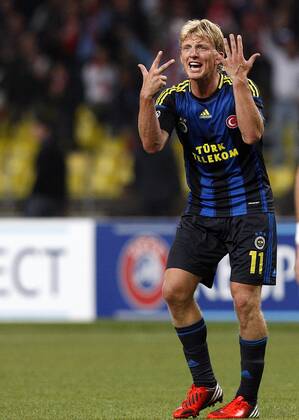Champions League qualifying match between Spartak Moscow and Fenerbahce Istanbul at Luzhniki Stadium in Moscow, Russia on 2012 08 21 Match Scored: Spartak Moscow 2 - Fenerbahce 1 Pictured: Dirk Kuyt of Fenerbahce. 