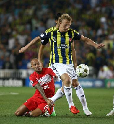 Champions League play off match between Fenerbahce and Spartak Moscow at Sukru Saracoglu Stadium in Istanbul, Turkey on 2012 08 29 Pictured: Demy de Zeeuw of Spartak Moscow and Dirk Kuyt of Fenerbahce. 