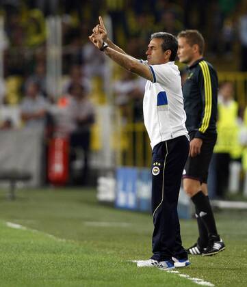 Champions League play off match between Fenerbahce and Spartak Moscow at Sukru Saracoglu Stadium in Istanbul, Turkey on 2012 08 29 Match Scored: Fenerbahce 1 - Spartak Moscow 1 Pictured: Coach Aykut Kocaman of Fenerbahce. 