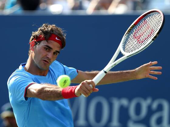 US Open 2012, USTA Billie Jean King National Tennis Center, Flushing Meadows, New York, ITF Grand Slam Tennis Tournament, Roger Federer (SUI),Aktion,Einzelbild, Halbkörper,Querformat,