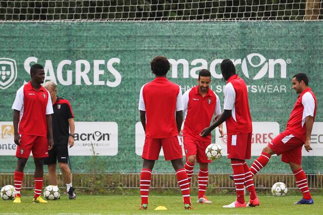 Ruben Amorim (C) of SC Braga in action during the training session before the UEFA Champions League CL, Group H, match against CFR Cluj in Braga. 