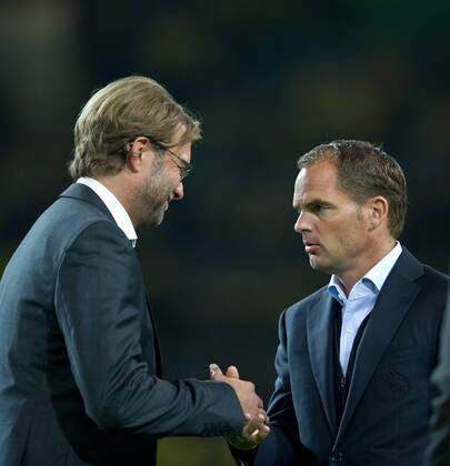 Cheftrainer Jürgen KLOPP (DOR) im Gespräch mit Cheftrainer Frank DE BOER (r AMS) Fussball international - UEFA Championsleague Saison 2012 2013, Gruppenphase: Borussia Dortmund - Ajax Amsterdam in Dortmund, Deutschland am 18.09.2012,