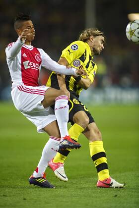 Tobias Sana (Ajax), Marcel Schmelzer (BVB) 18.09. 2012 BVB Dortmund vs. Ajax Amsterdam Champions League, Gruppenphase Saison 2012 2013 Â