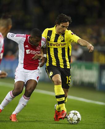 Ryan Babel (Ajax), Mats Julian Hummels (BVB) 18.09. 2012 BVB Dortmund vs. Ajax Amsterdam Champions League, Gruppenphase Saison 2012 2013 Â