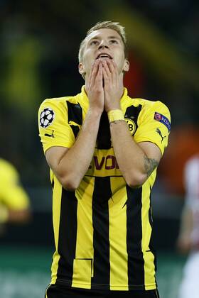 Marco REUS (BVB) ärgert sich nach einer vergebenen Tormöglichkeit