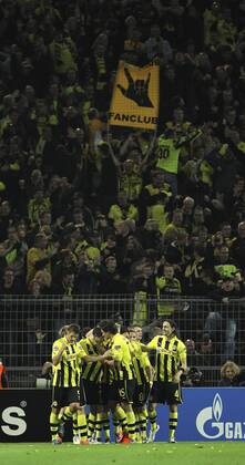Foto .... Torjubel Dortmund, Robert Lewandowski, mitte, und Mats Hummels Fussball - Championsleague am Di. 18.09.2012 Gruppenphase, Spieltag 01 Bor. Dortmund - Ajax Amsterdam 1 - 0