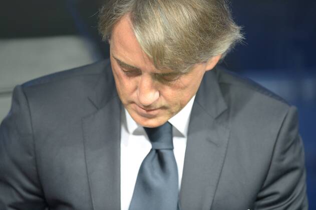 Football - Champions League - Real Madrid v Manchester City Manchester City manager Roberto Mancini before the match at Estadio Santiago Bernaeu in Madrid 