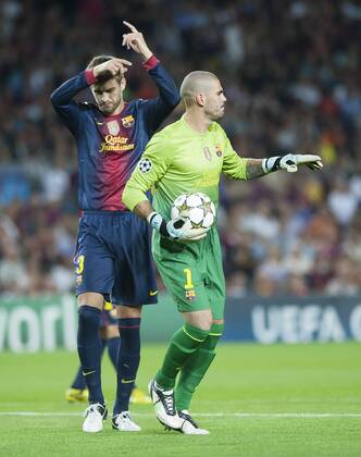 Liga futbol profesional 2012 - 2013 - Champions League - UEFA - jornada 1 - Futbol Club Barcelona - FC Spartak Moskva - futbol - soccer - Gerard Pique - Victor Valdes - Gerard Pique pide cambio por lesion 