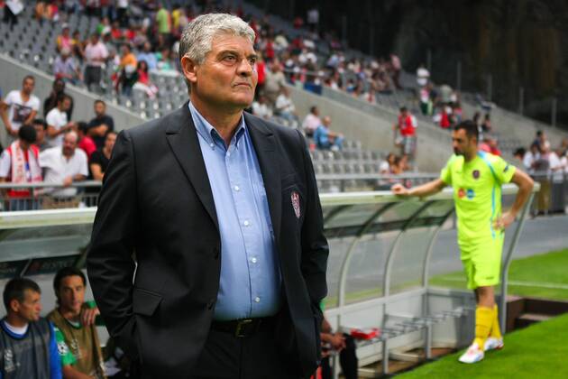 Ioan Andone coach of CFR Cluj during the UEFA Champions League, Group H, match against CFR Cluj at AXa Stadium in Braga. 