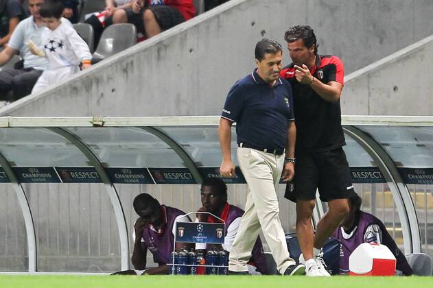 Jose Peseiro (L) coach, and Fernando Couto, assistant coach of SC Braga during the UEFA Champions League, Group H, match against CFR Cluj at AXa Stadium in Braga. 