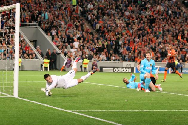 Jesper Hansen (L) FC Shakhtar Donetsk - FC Nordsjaelland, Champions League Group E at the Donbass Arena, Donetsk, Ukraine, September 19, 2012 