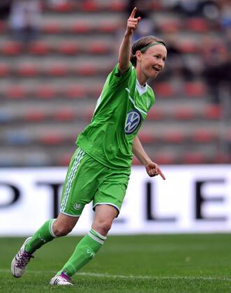 27.09.2012 - UEFA WOMEN CHAMPIONS LEAGUE SEASON 2012 2013 -- UNIA RACIBORZ - VFL WOLFSBURG -- CONNY POHLERS -  20120927LUK074