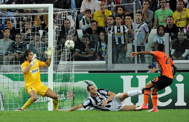 Football - soccer: UEFA Champions League, Juventus Turin - Shakhtar Donetsk, : il gol di teixeira (Hinweis: Verwendung nur in Deutschland - only Germany) xHOCHxZWEIx xItalyxPhotoxPressx 