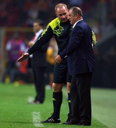 UEFA Champions league group H soccer match between Galatasaray v Braga SC (Sporting) at Turk Telekom Arena Stadium in Istanbul, Turkey. 02.10.2012 Match Scored: Galatasaray 0 - Braga 2 Pictured: Coach Fatih Terim of Galatasaray. 