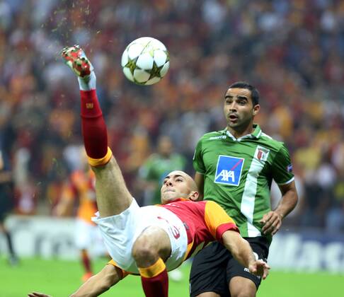 UEFA Champions league group H soccer match between Galatasaray v Braga SC (Sporting) at Turk Telekom Arena Stadium in Istanbul, Turkey. 02.10.2012 Match Scored: Galatasaray 0 - Braga 2 Pictured: Nordin Amrabat of Galatasaray. 