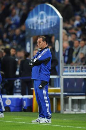 Fußball Champions League Schalke 04 - HSC Montpellier am 03.10.2012 in der Veltins-Arena in Gelsenkirchen Huub Stevens ( Trainer Schalke )