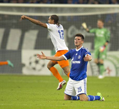 Gelsenkirchen, 03.10.2012, Veltins Arena, Fußball Klaas Jan Huntelaar (S04) FC Schalke 04 - Montpellier HSC