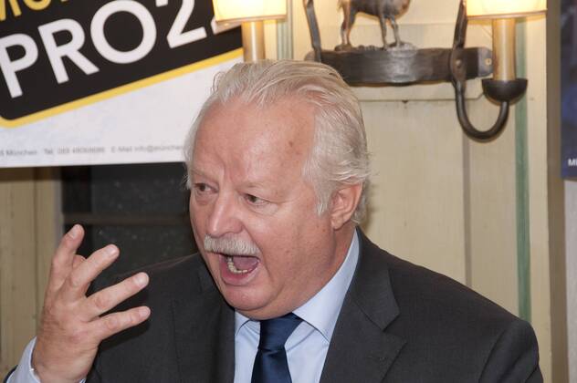 München, Presseinformation zu München PRO22 Olympische und Paraolympische Winterspiele 2022, Mario Schmidbauer CSU Stadtrat im Ratskeller